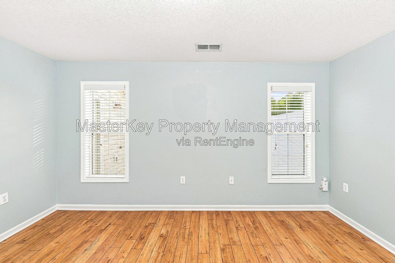 Spacious 2 Bedroom Townhome Located In Raleigh NC!!! property image