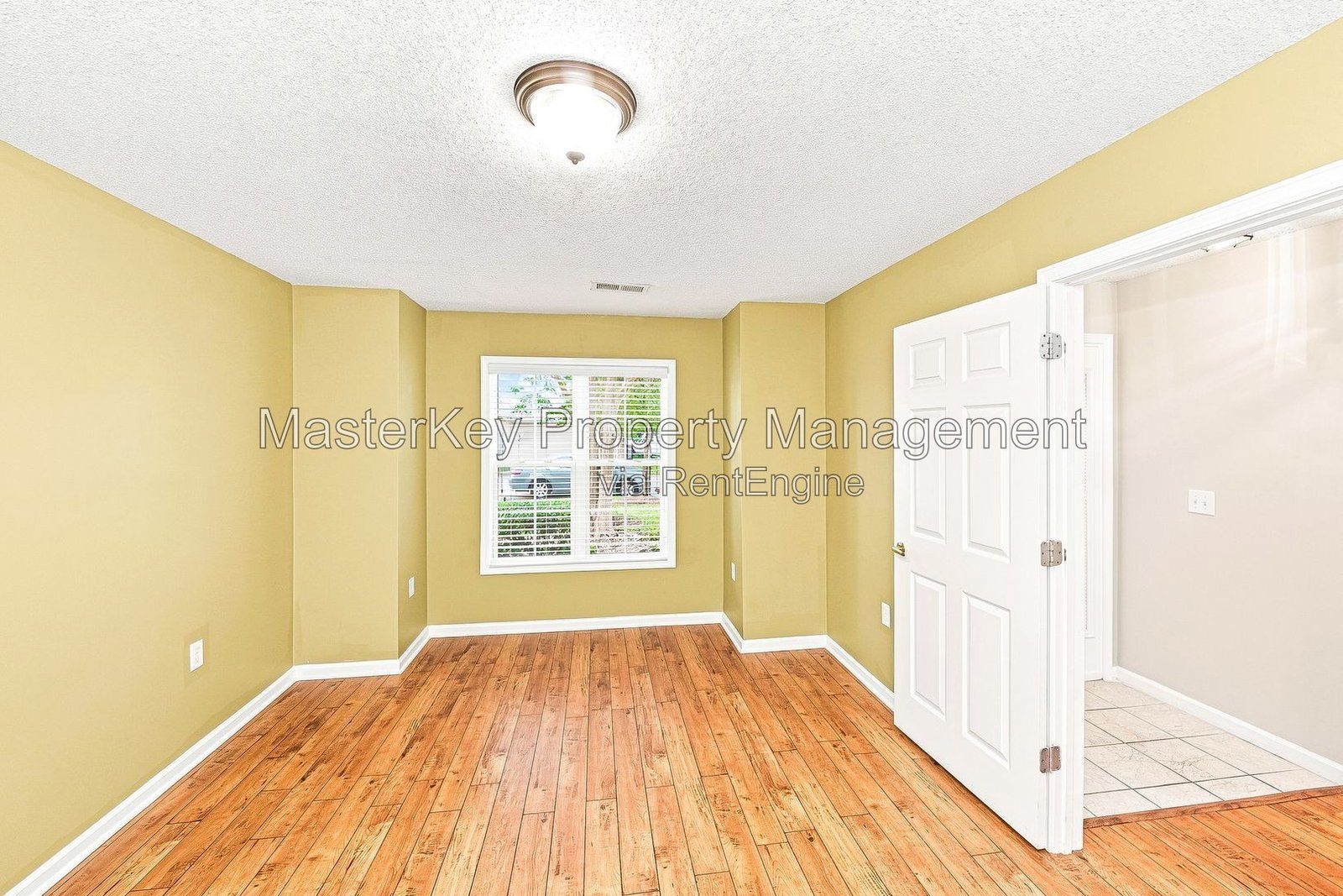 Spacious 2 Bedroom Townhome Located In Raleigh NC!!! property image