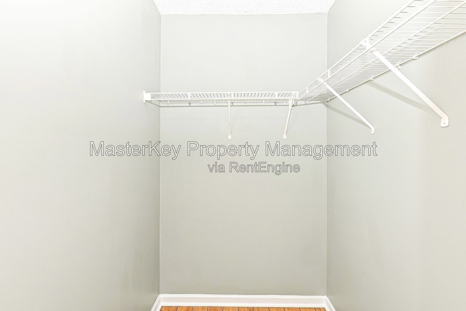 Spacious 2 Bedroom Townhome Located In Raleigh NC!!! property image