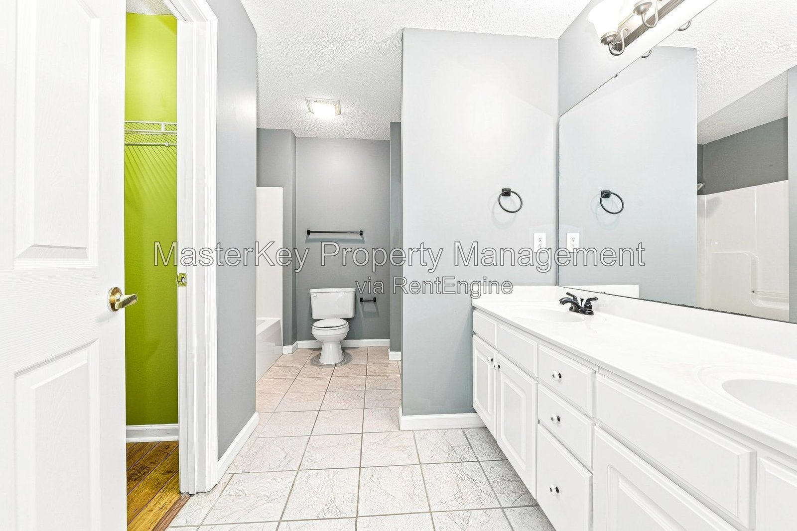 Spacious 2 Bedroom Townhome Located In Raleigh NC!!! property image