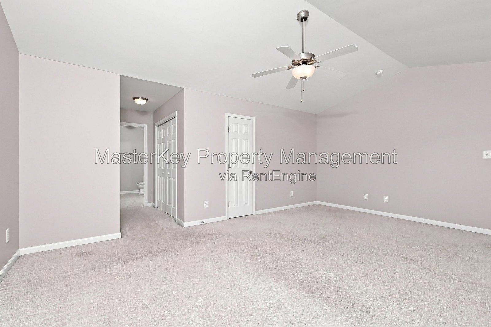 Spacious 4 Bedroom Single Family Located In Knightdale NC!!! property image