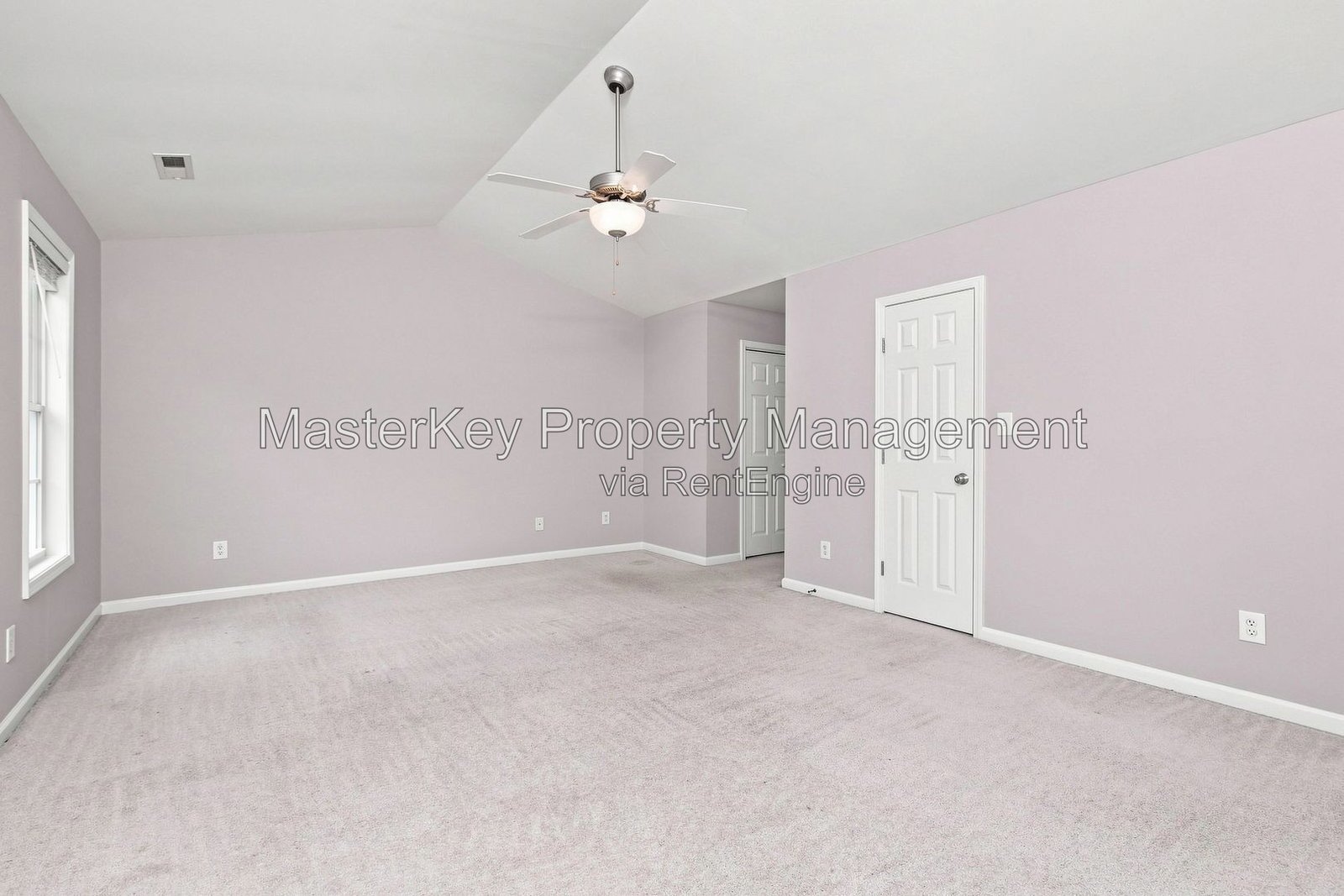 Spacious 4 Bedroom Single Family Located In Knightdale NC!!! property image