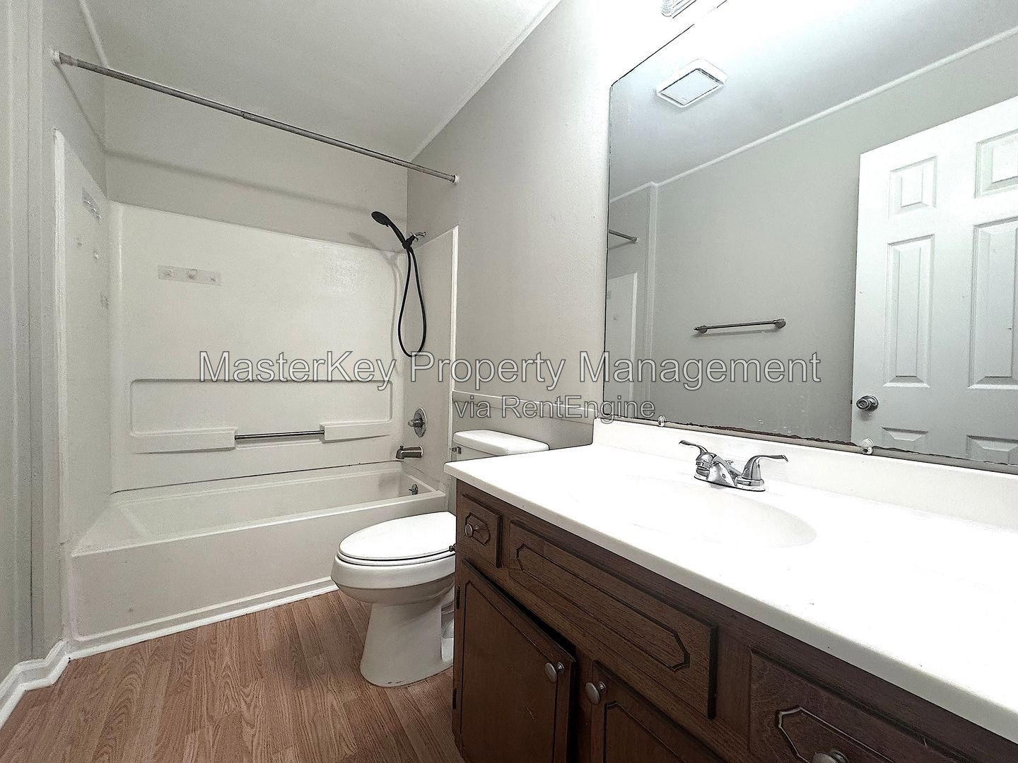 Cozy fenced Townhouse! property image