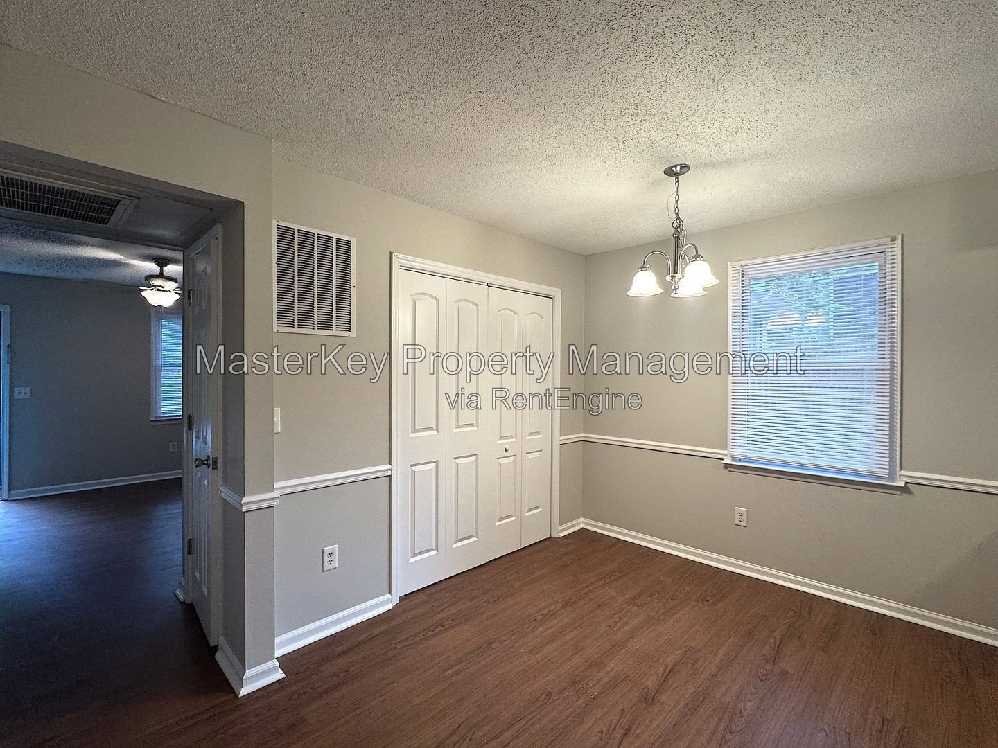 Cozy fenced Townhouse! property image