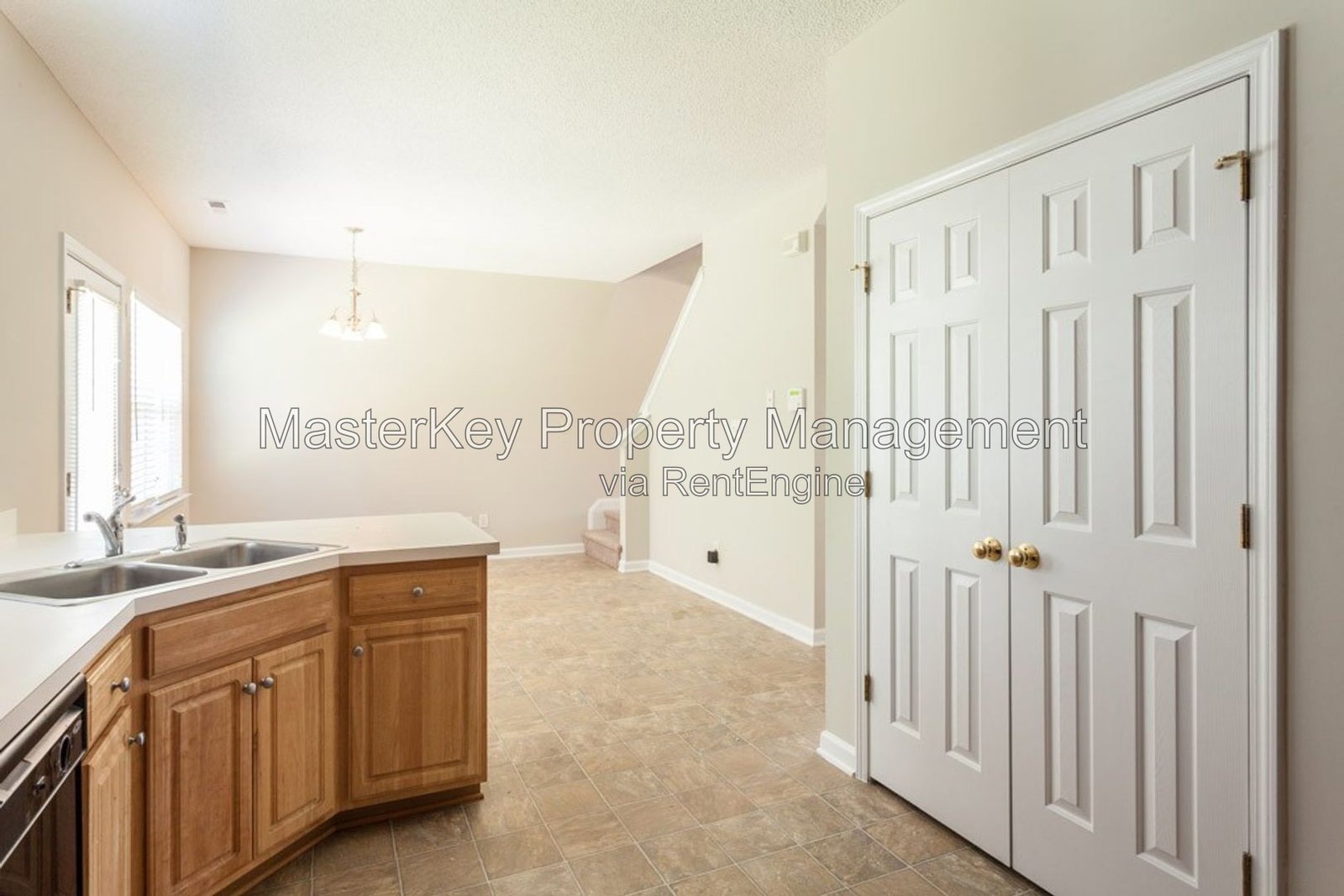 Spacious Three Bedroom Home in Raleigh! property image