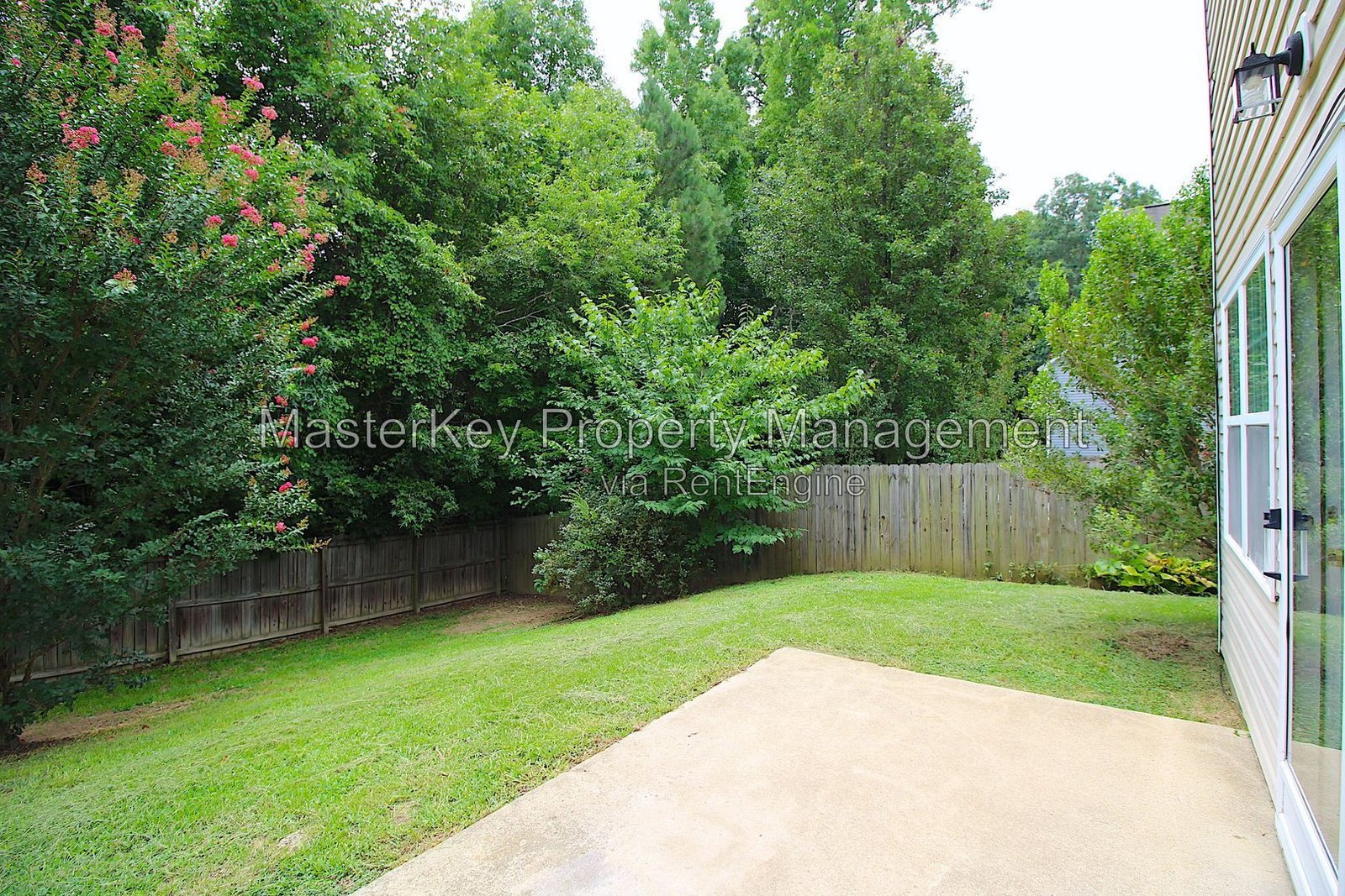 Spacious Three Bedroom Home in Raleigh! property image