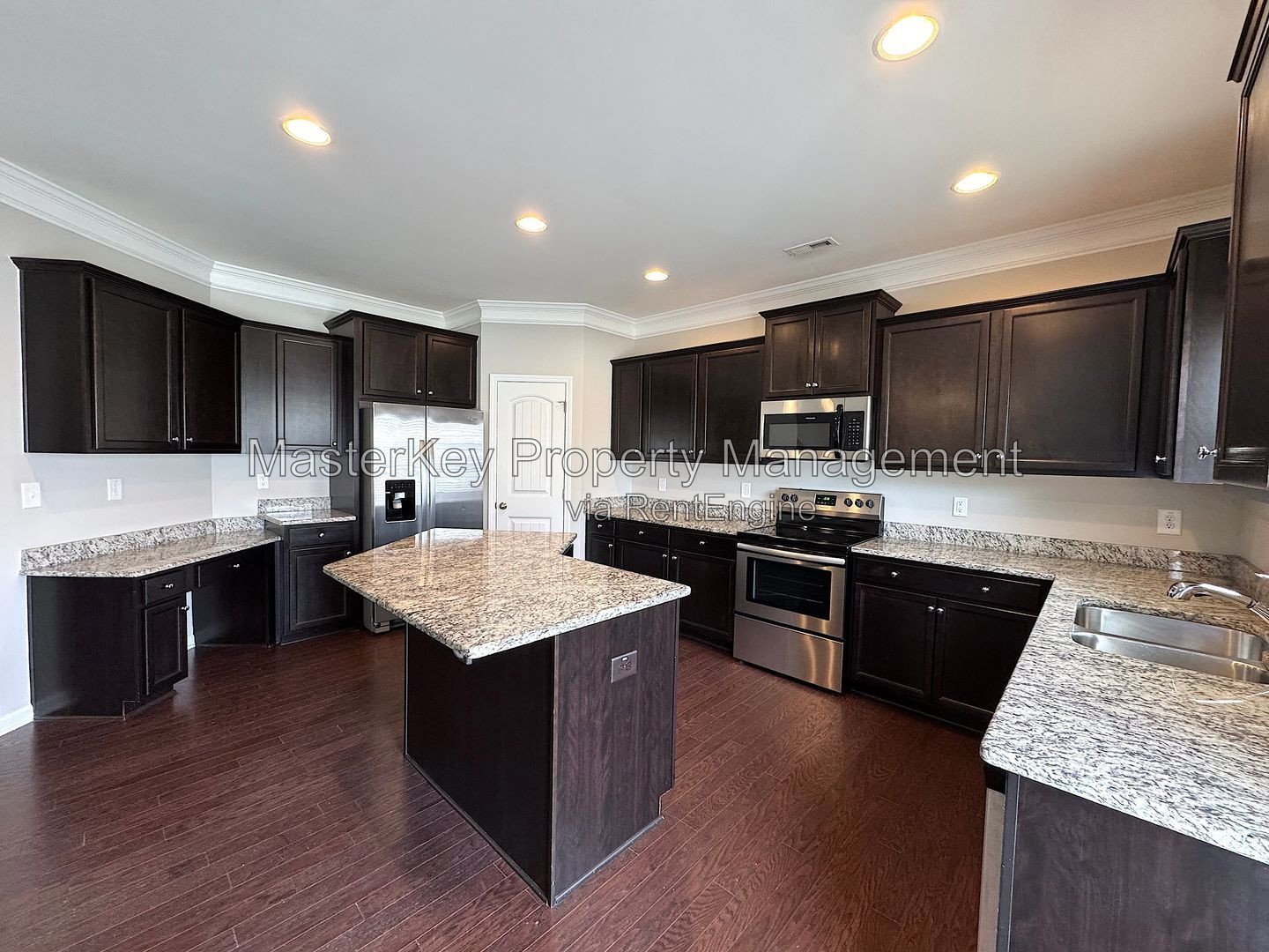 Spacious Family Home! property image