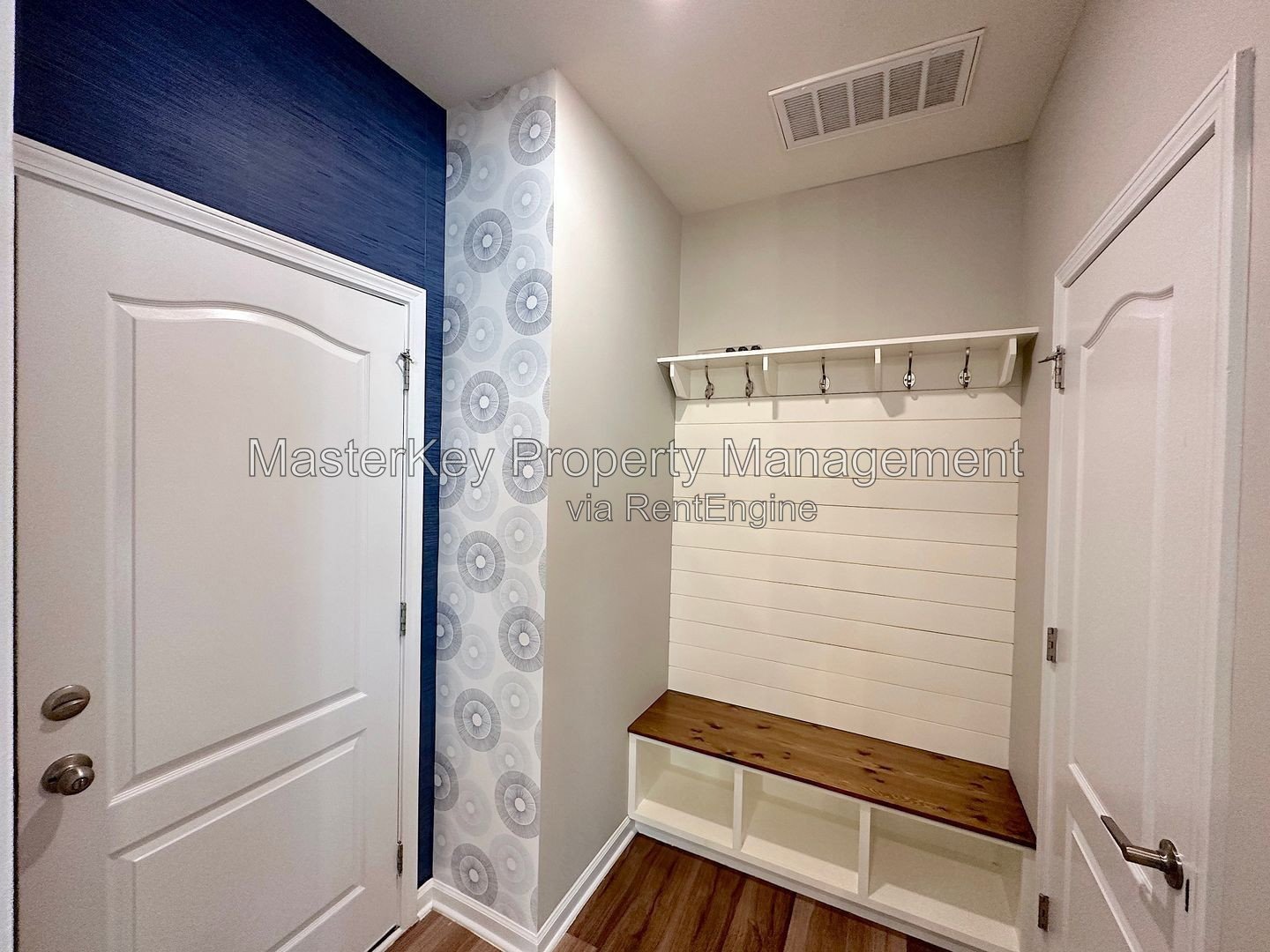 Spacious 4-Bedroom, 2.5 Bathroom Single-Family in Apex, NC property image