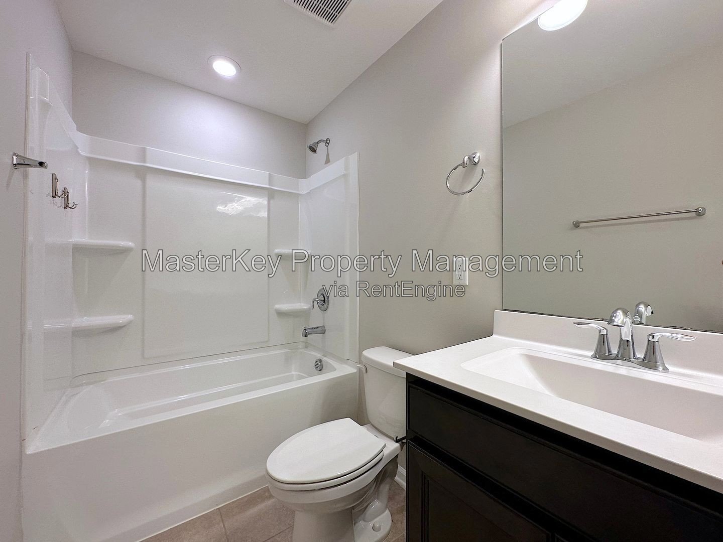 Spacious 4-Bedroom, 2.5 Bathroom Single-Family in Apex, NC property image