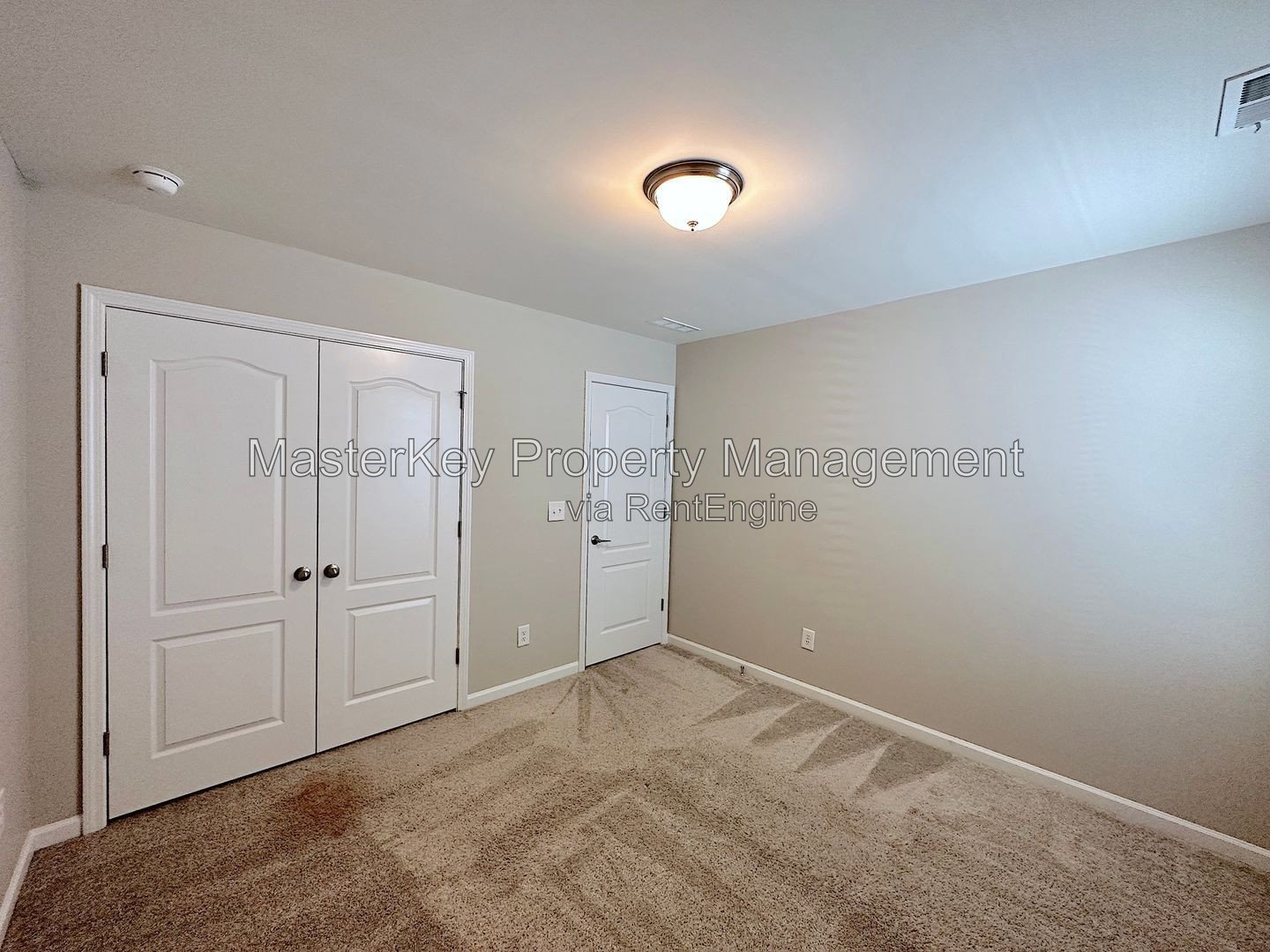 Spacious 4-Bedroom, 2.5 Bathroom Single-Family in Apex, NC property image