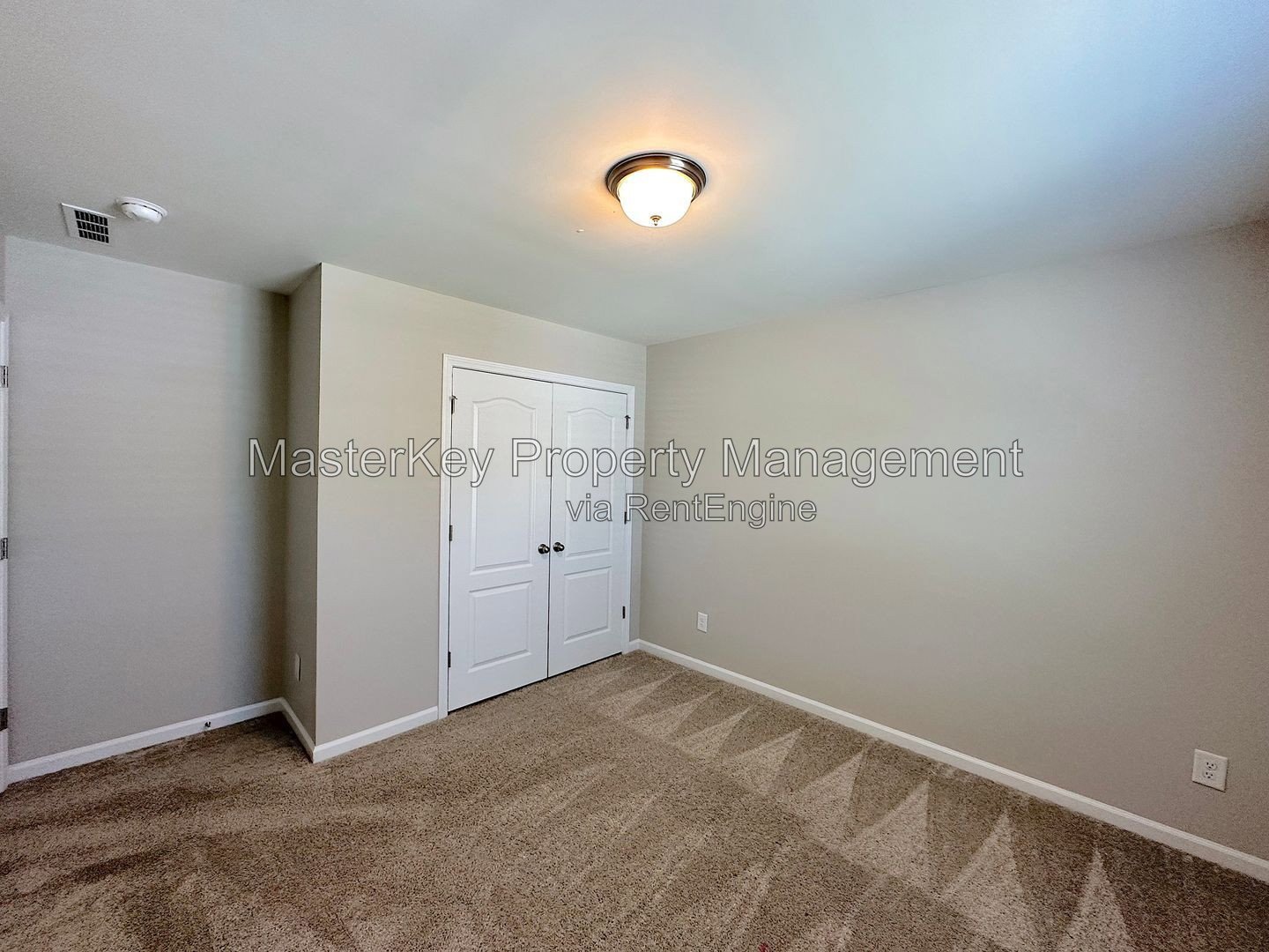 Spacious 4-Bedroom, 2.5 Bathroom Single-Family in Apex, NC property image