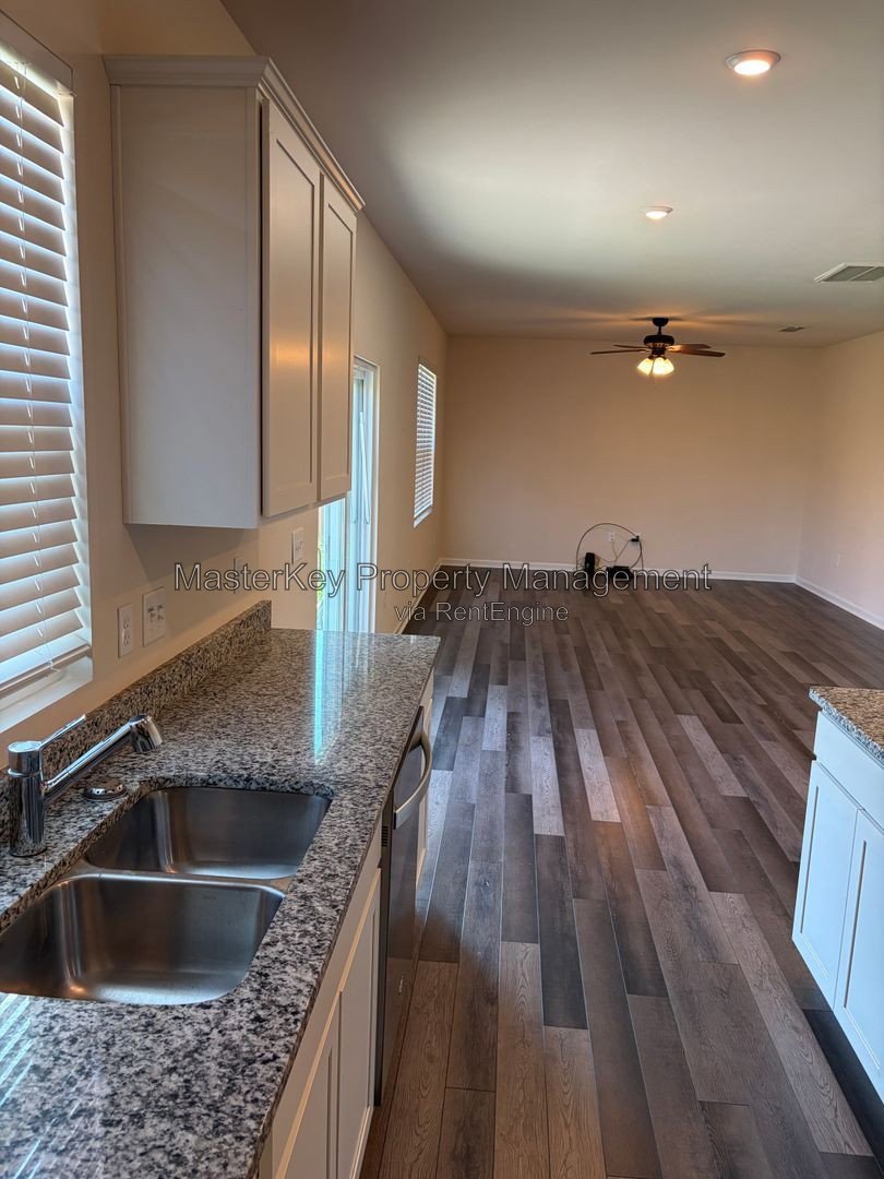 Spacious 3 Bedroom Single Family Located In Raleigh NC!!! property image