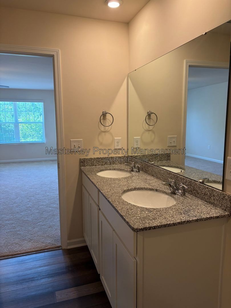 Spacious 3 Bedroom Single Family Located In Raleigh NC!!! property image