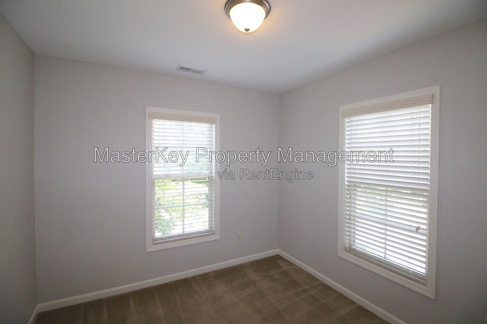 Charming 3-Bedroom, 2.5 Bathroom Townhome in Cary, NC property image