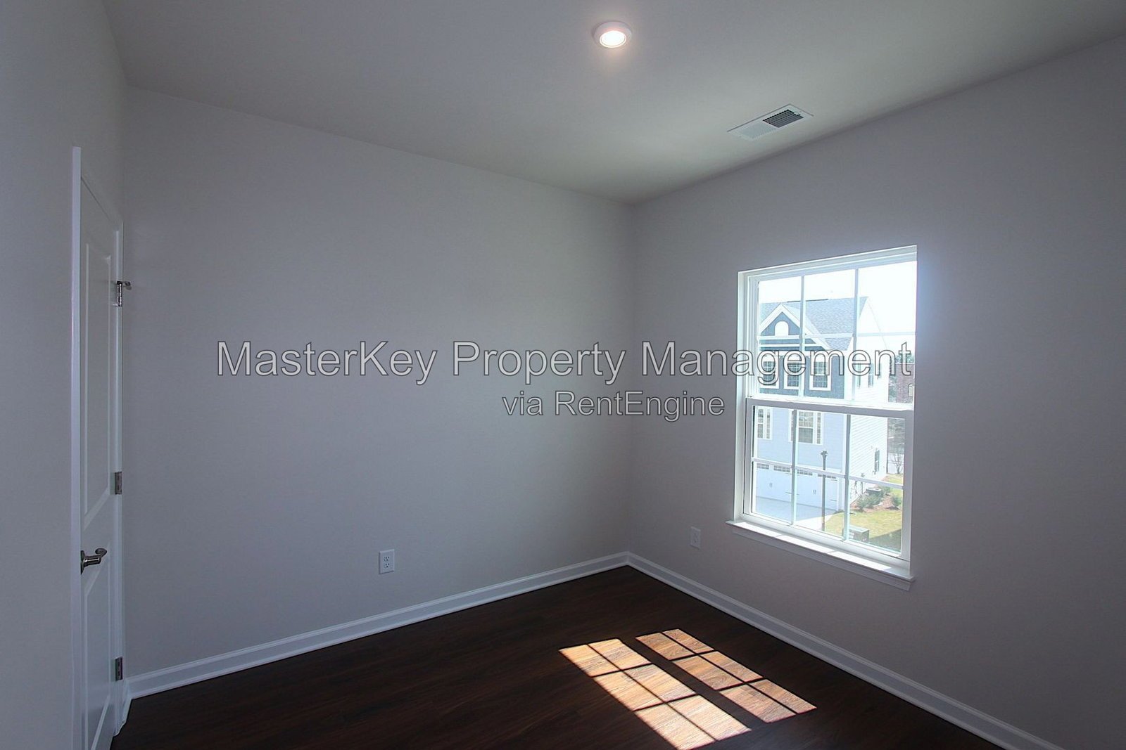 Modern 3-Bedroom, 2.5 Bathroom Townhome in Apex, NC property image