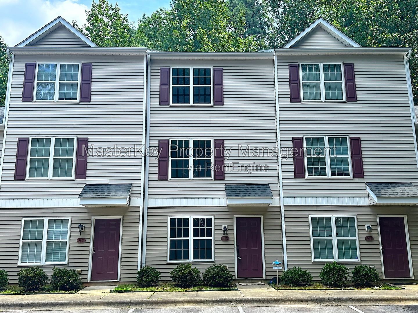 Modern 3-Bedroom, 3.5 Bathroom Townhome in Raleigh, NC property image