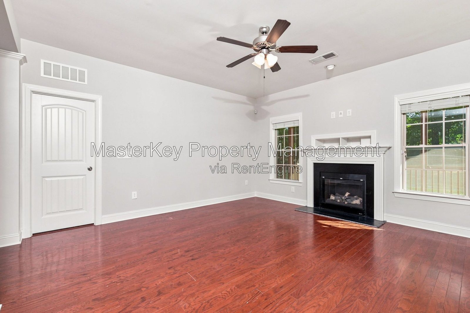 Spacious 4-Bedroom Home with Main-Level Primary Suite, Upstairs Loft, and Screened Porch – Knightdale, NC property image