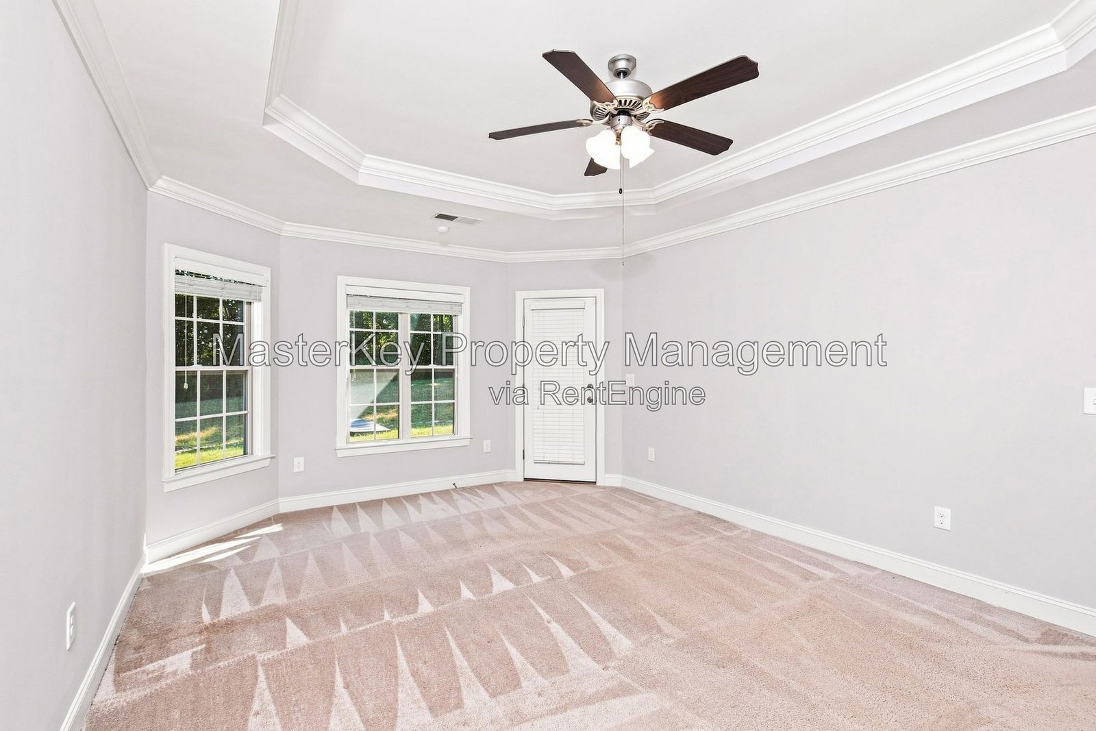Spacious 4-Bedroom Home with Main-Level Primary Suite, Upstairs Loft, and Screened Porch – Knightdale, NC property image
