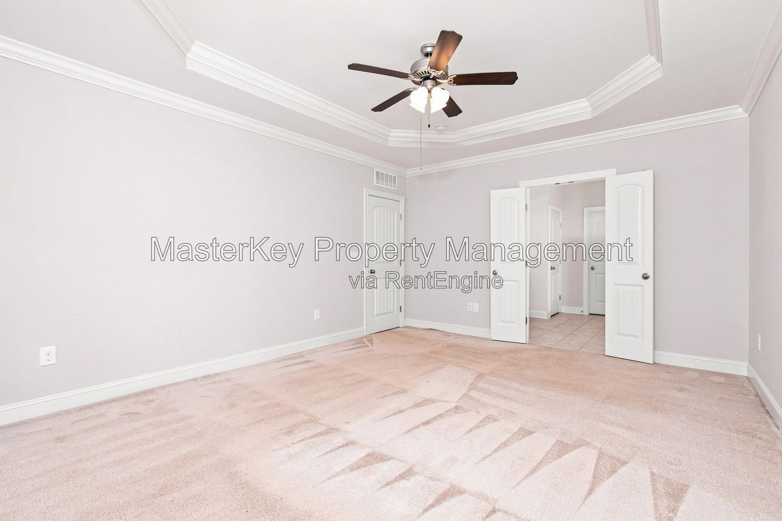 Spacious 4-Bedroom Home with Main-Level Primary Suite, Upstairs Loft, and Screened Porch – Knightdale, NC property image