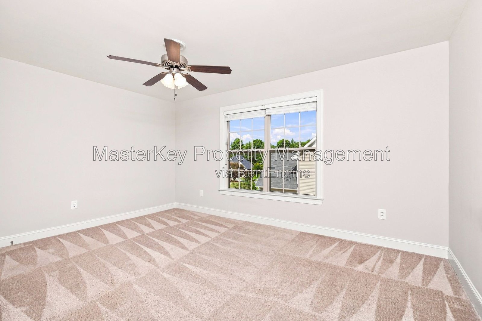 Spacious 4-Bedroom Home with Main-Level Primary Suite, Upstairs Loft, and Screened Porch – Knightdale, NC property image
