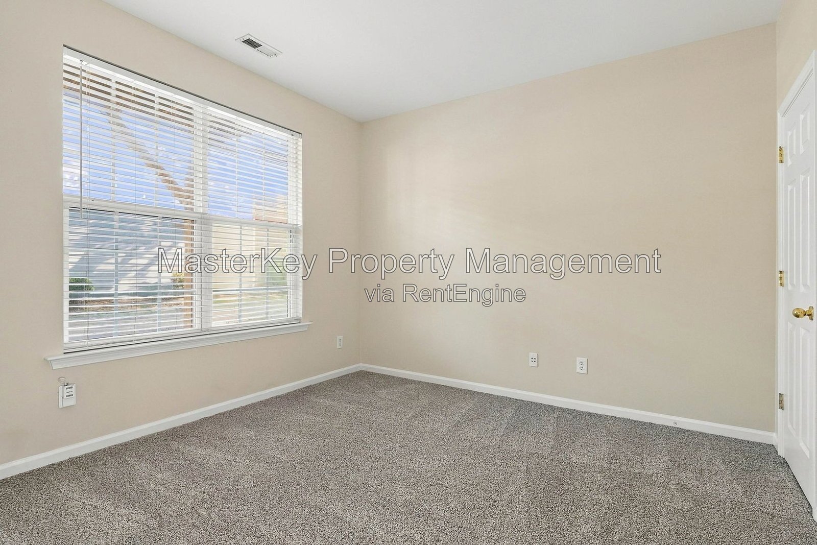 Charming 3-Bedroom, 3.5 Bathroom Townhome in Cary, NC property image