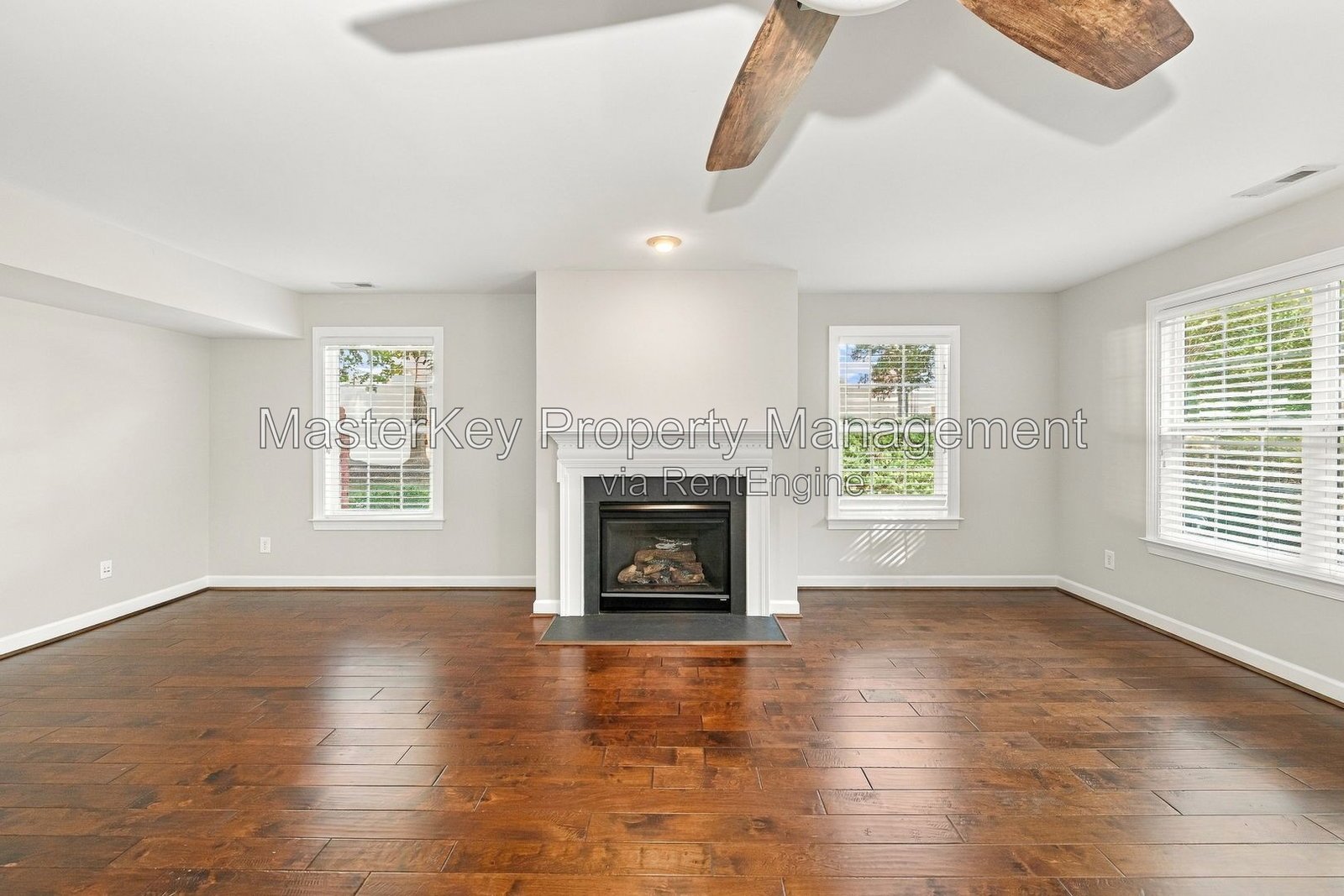 Spacious 4 Bedroom Townhome Located In Morrisville NC!!! property image