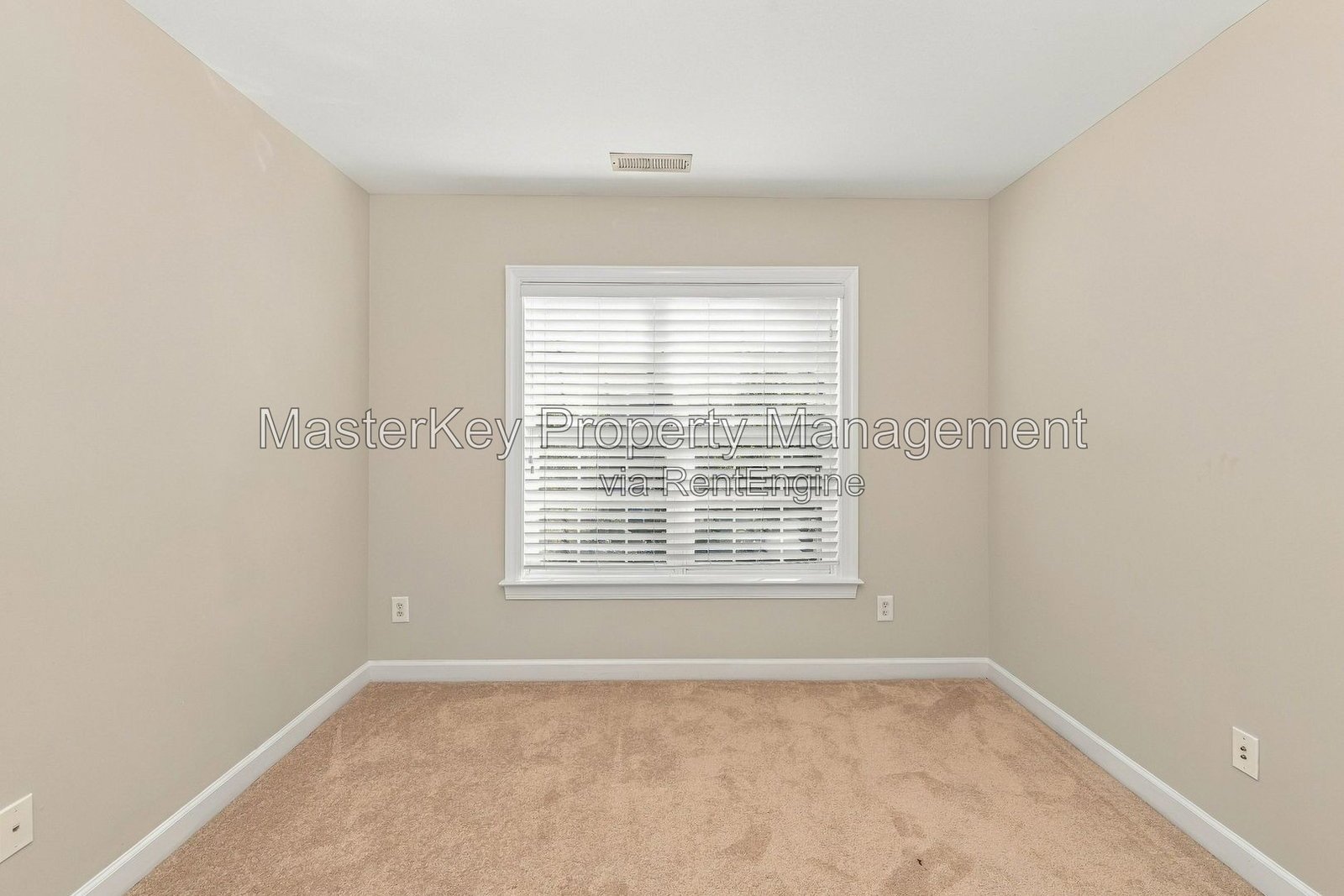 Spacious 4 Bedroom Townhome Located In Morrisville NC!!! property image