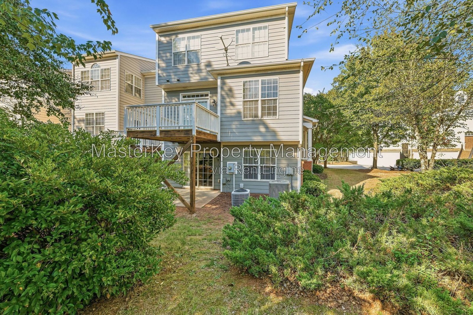 Spacious 4 Bedroom Townhome Located In Morrisville NC!!! property image