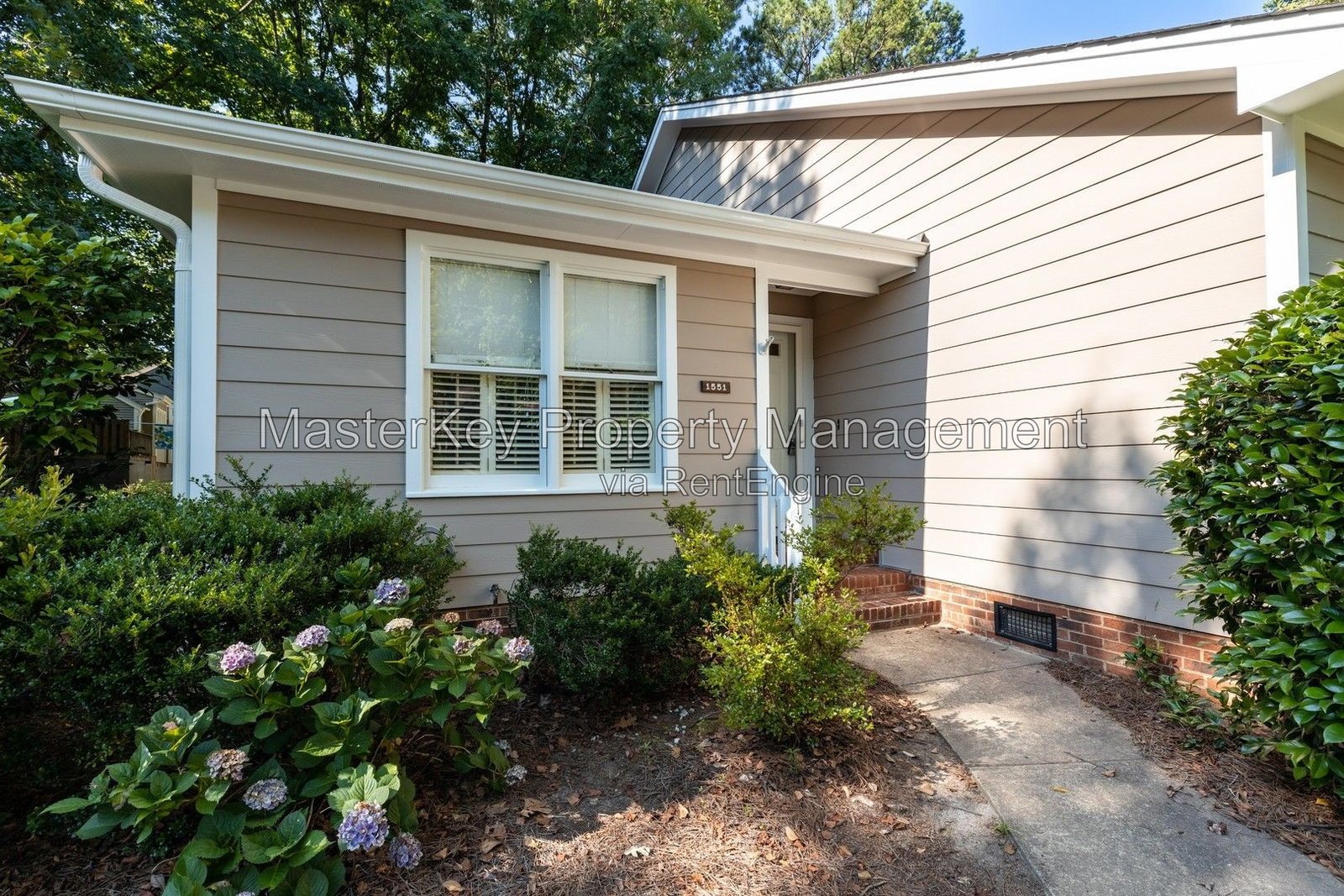 Spacious 3 Bedroom Townhome Located In Raleigh NC!!! property image