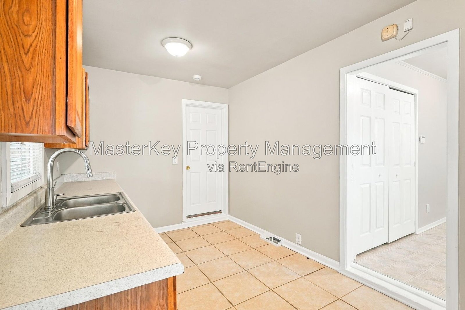 Charming 3-Bedroom, 1 Bathroom Single-Family in Raleigh, NC property image