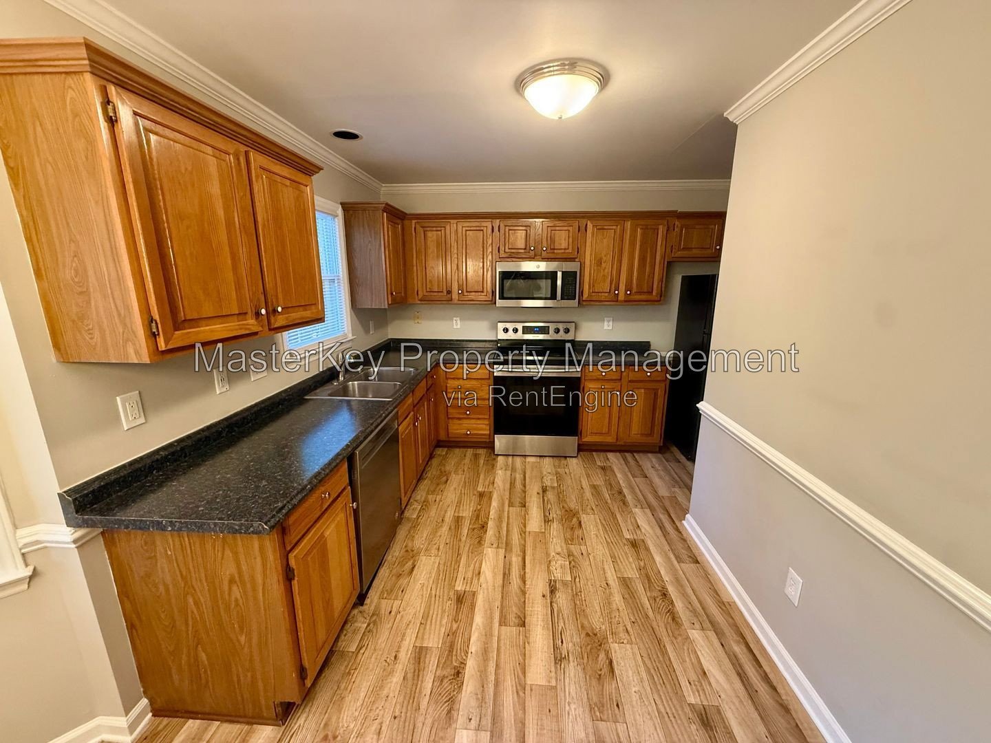 Charming 3-Bedroom, 2.5 Bathroom Single-Family in Cary, NC property image