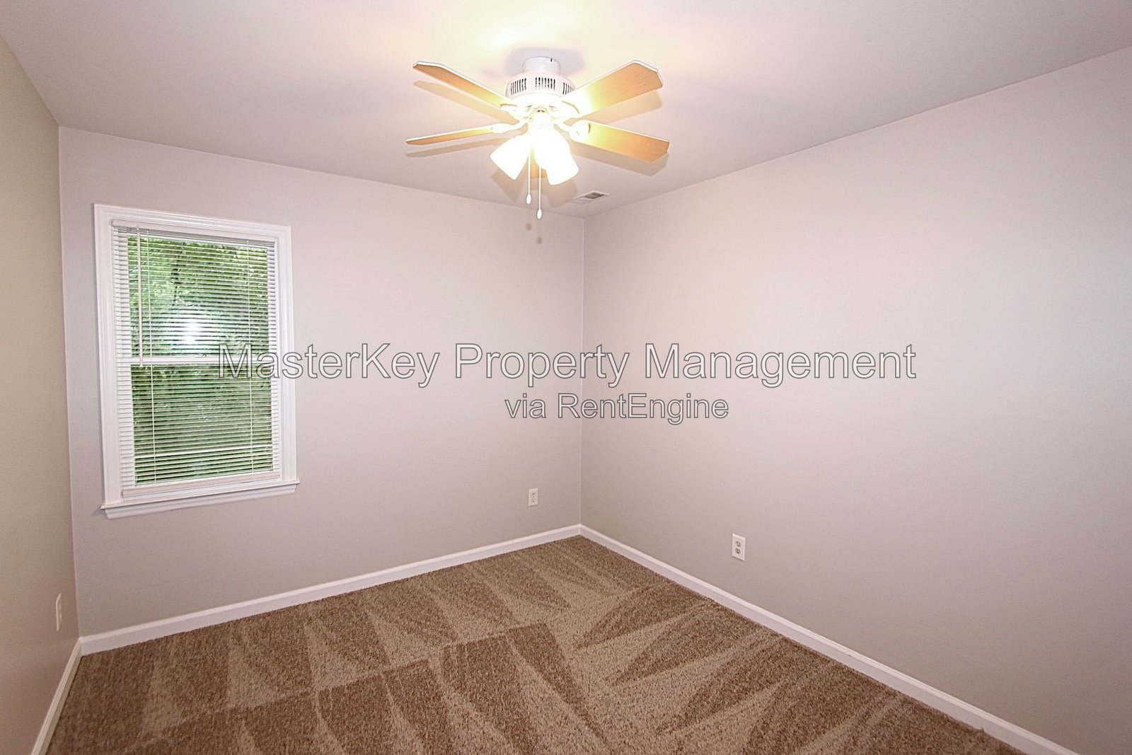 Charming 3-Bedroom, 2.5 Bathroom Single-Family in Cary, NC property image