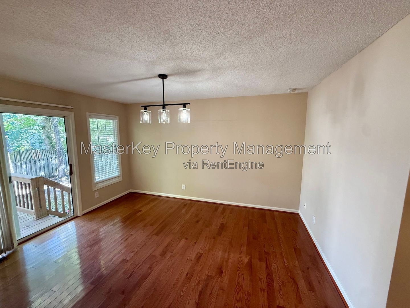 Charming 3-Bedroom, 2.5 Bathroom Single-Family in Cary, NC property image