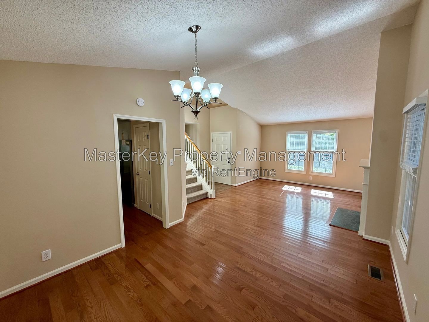 Charming 3-Bedroom, 2.5 Bathroom Single-Family in Cary, NC property image