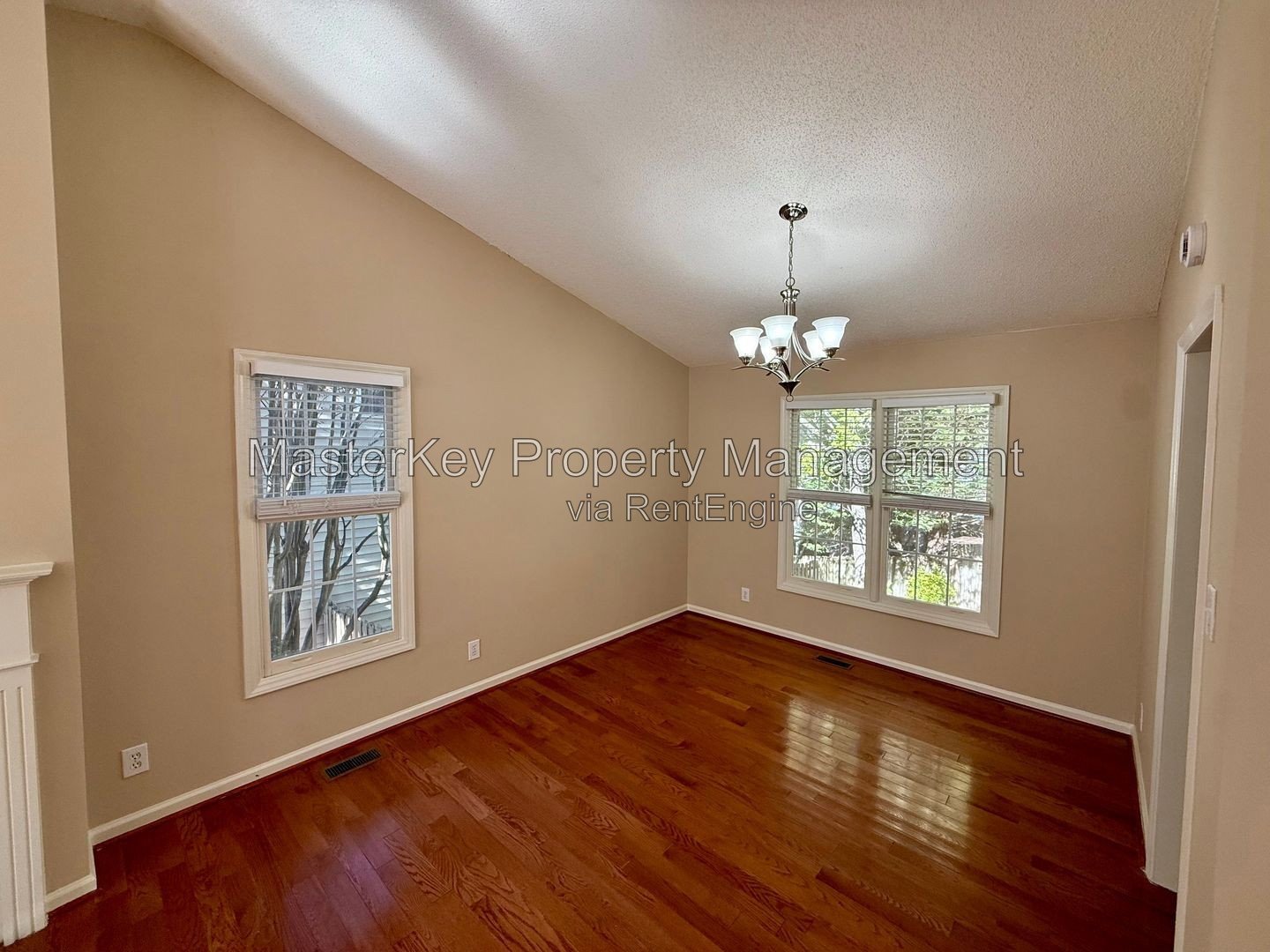 Charming 3-Bedroom, 2.5 Bathroom Single-Family in Cary, NC property image