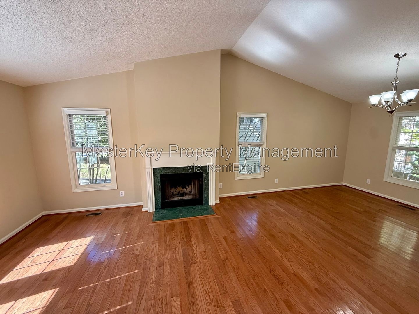 Charming 3-Bedroom, 2.5 Bathroom Single-Family in Cary, NC property image
