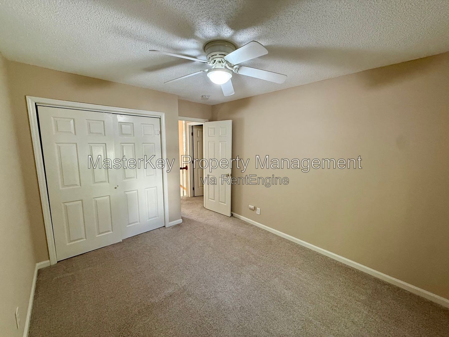 Charming 3-Bedroom, 2.5 Bathroom Single-Family in Cary, NC property image