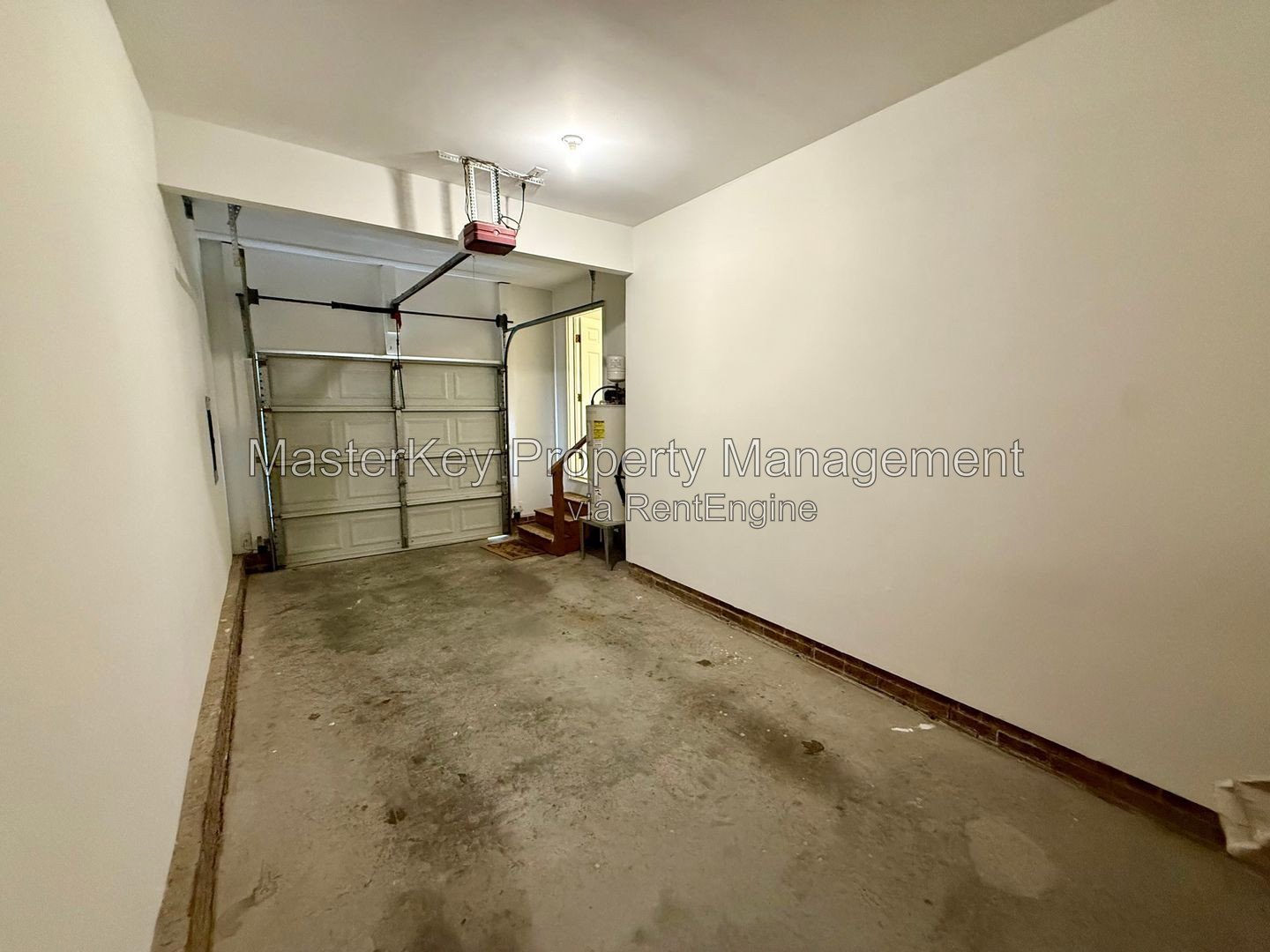 Charming 3-Bedroom, 2.5 Bathroom Single-Family in Cary, NC property image