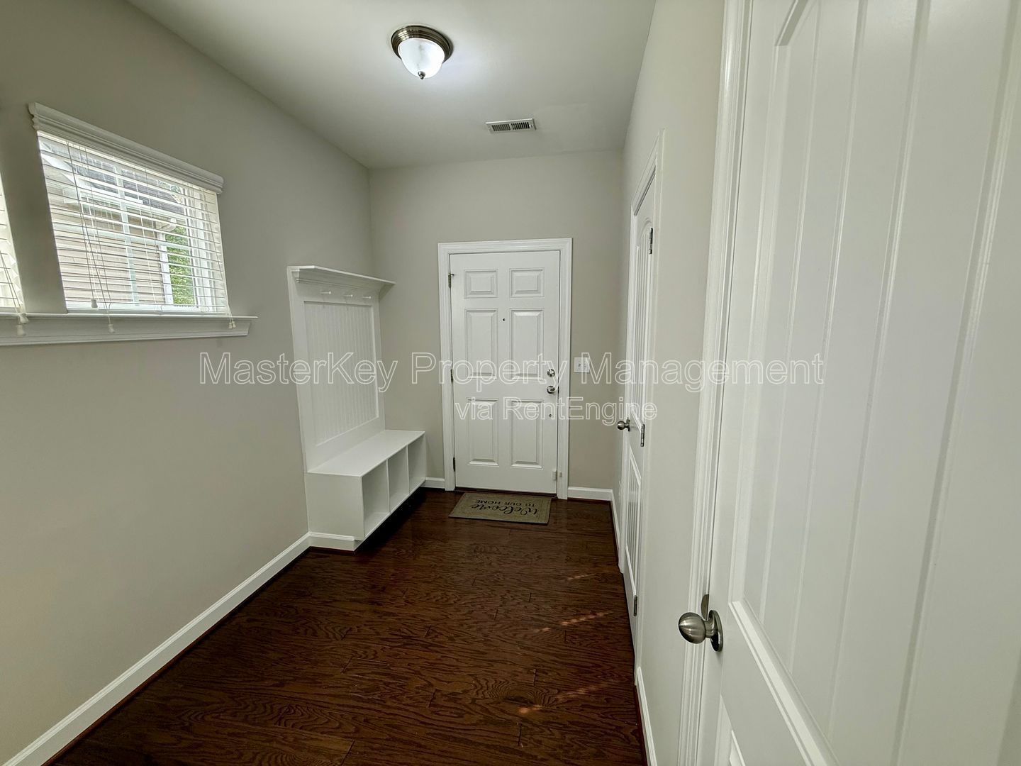 Inviting 3-Bedroom, 2.5 Bathroom Single-Family in Durham, NC property image