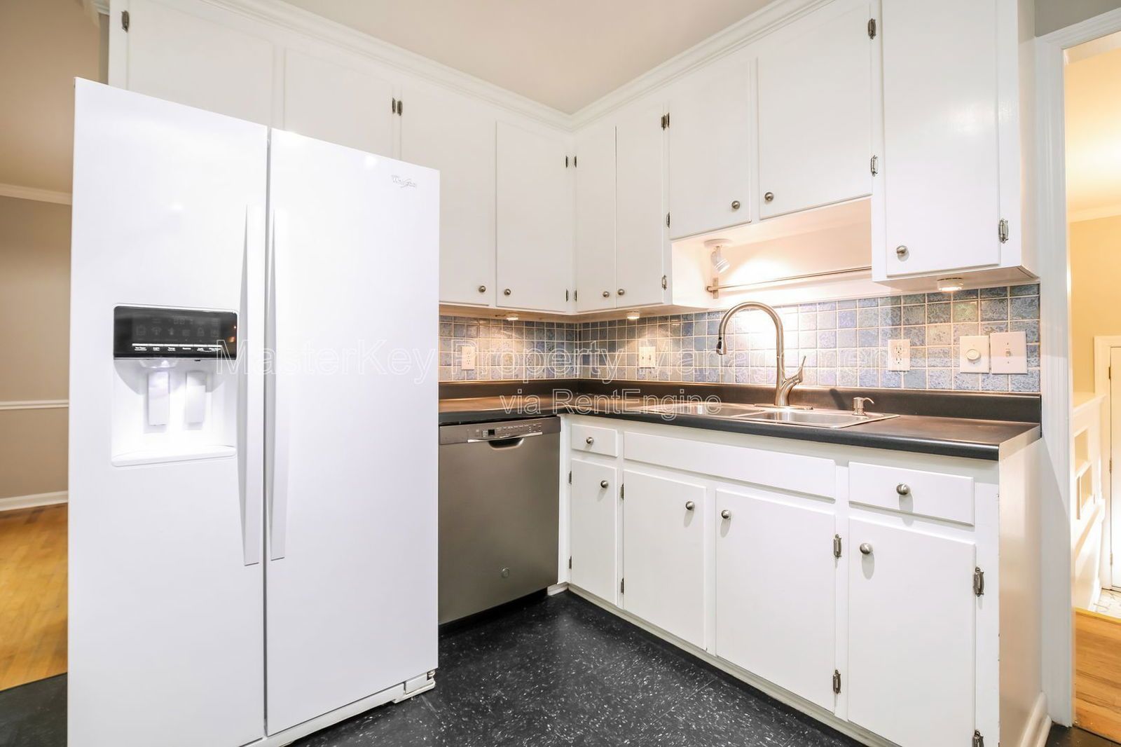 Charming 3-Bedroom, 3 Bathroom Single-Family in Cary, NC property image