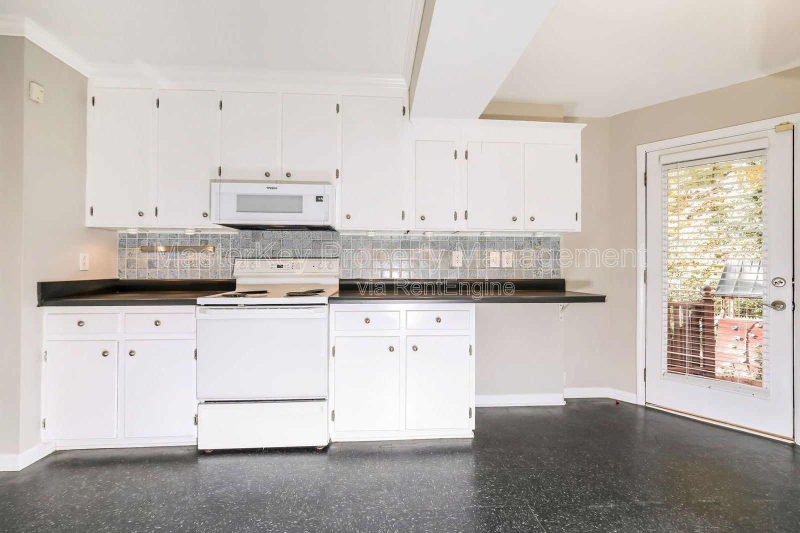 Charming 3-Bedroom, 3 Bathroom Single-Family in Cary, NC property image