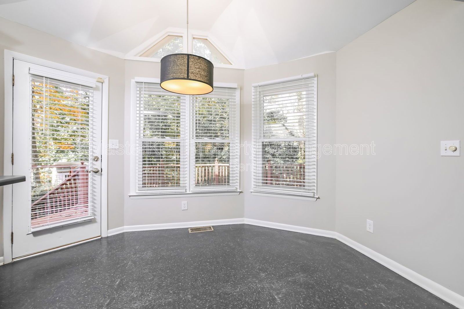 Charming 3-Bedroom, 3 Bathroom Single-Family in Cary, NC property image