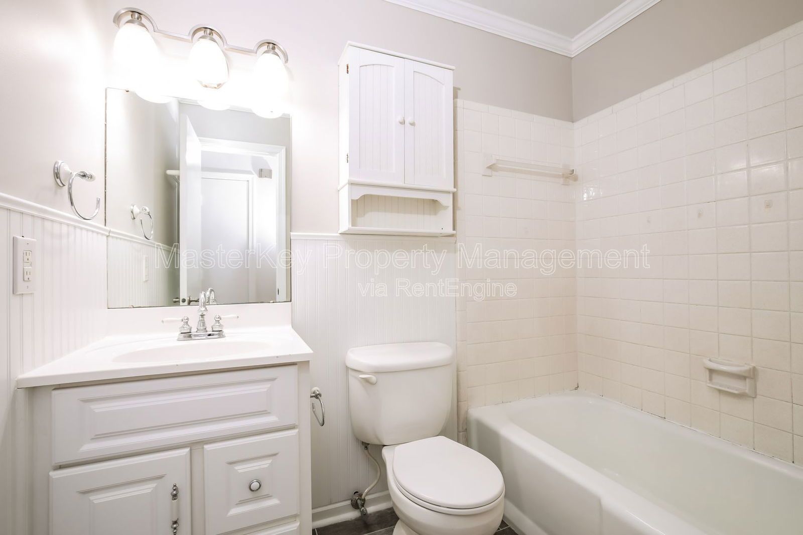 Charming 3-Bedroom, 3 Bathroom Single-Family in Cary, NC property image