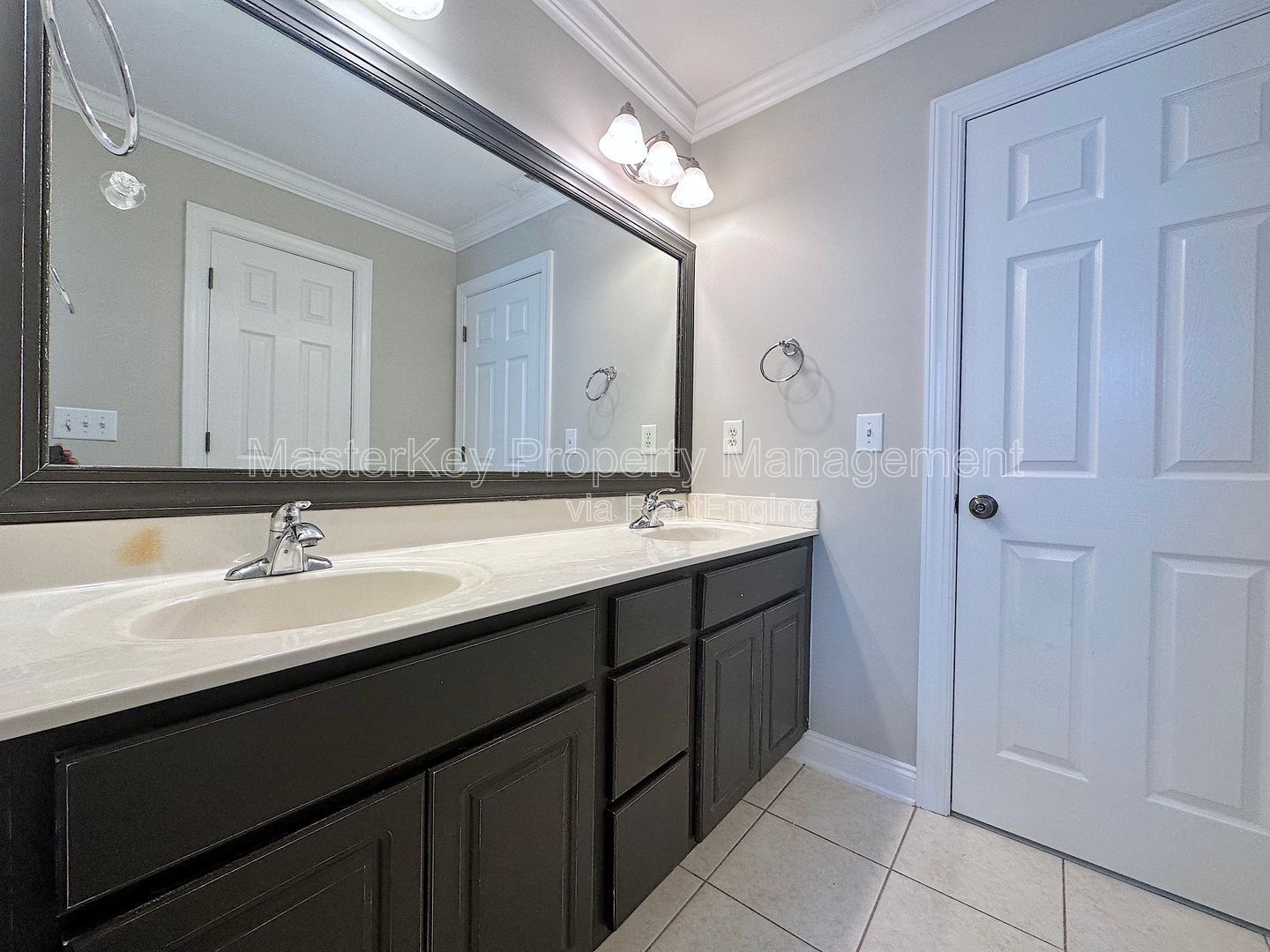 Ranch Style 3 Bedroom Home Near Downtown Apex! property image