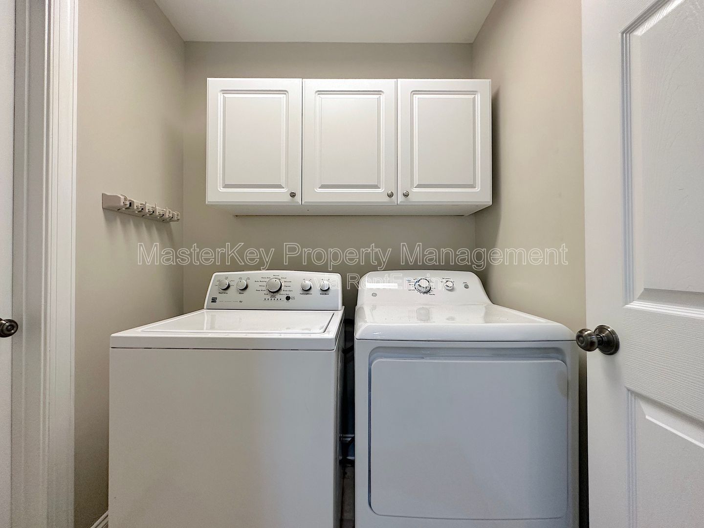 Ranch Style 3 Bedroom Home Near Downtown Apex! property image