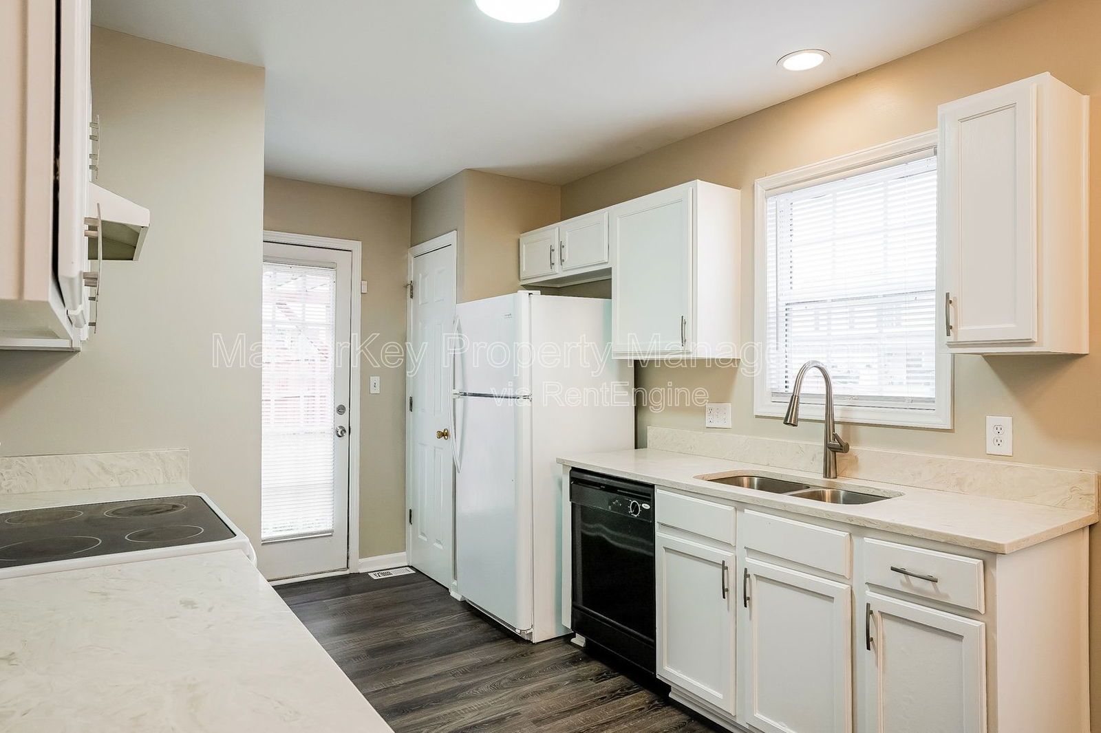 Charming 3-Bedroom, 2 Bathroom Single-Family in Raleigh, NC property image