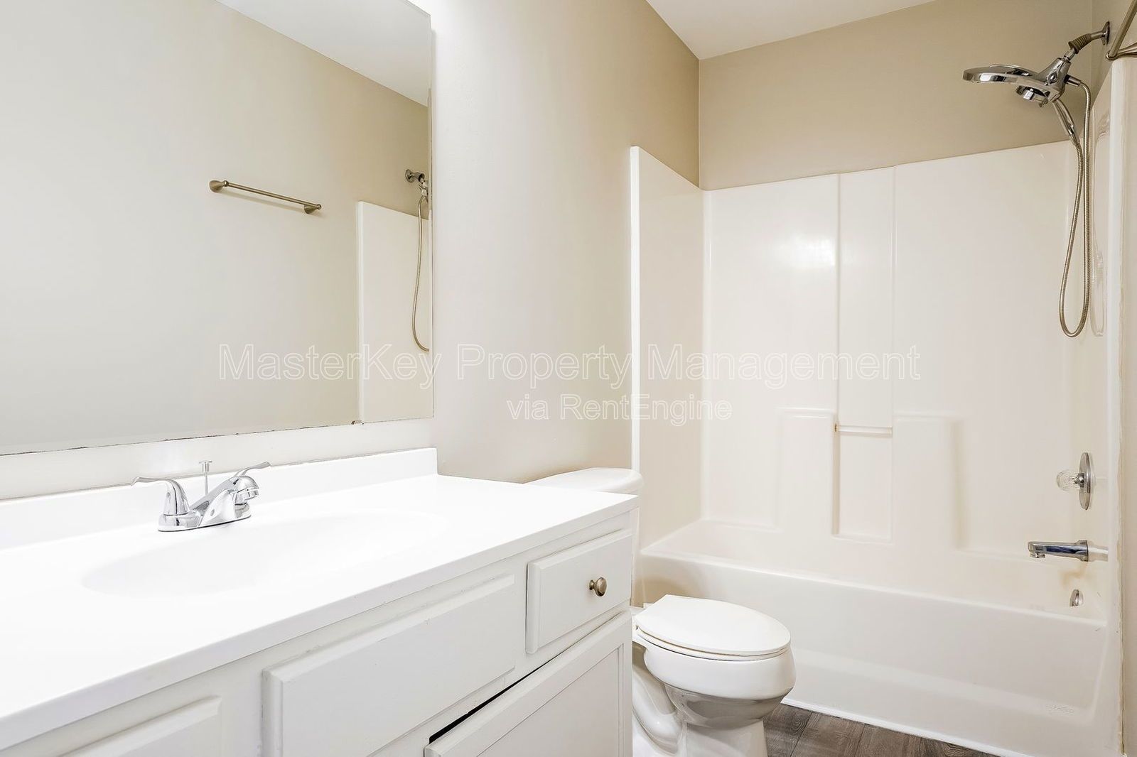 Charming 3-Bedroom, 2 Bathroom Single-Family in Raleigh, NC property image