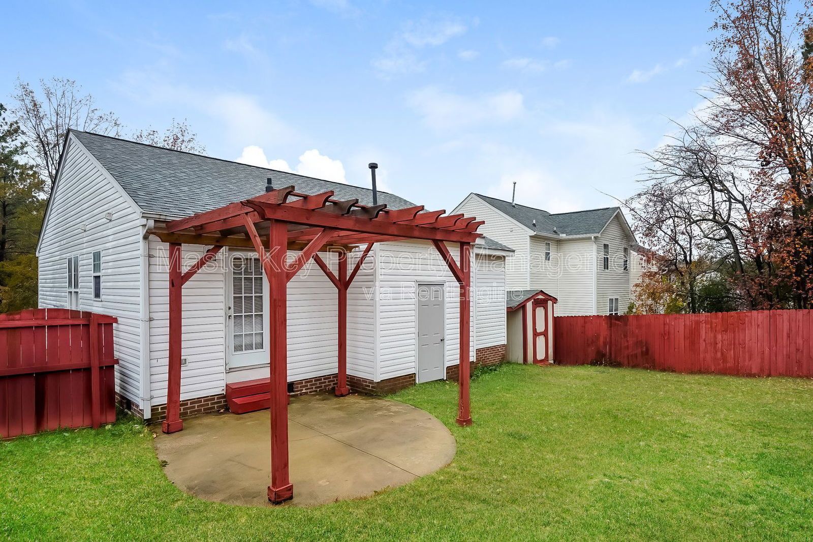 Charming 3-Bedroom, 2 Bathroom Single-Family in Raleigh, NC property image