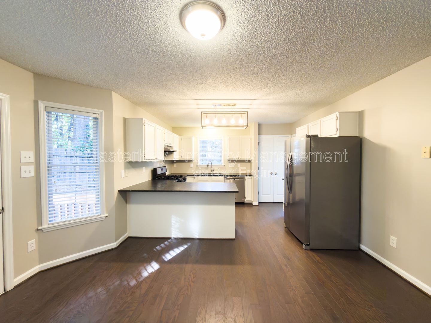 Adorable 4 Bedroom Home Near Downtown Wake Forest! property image