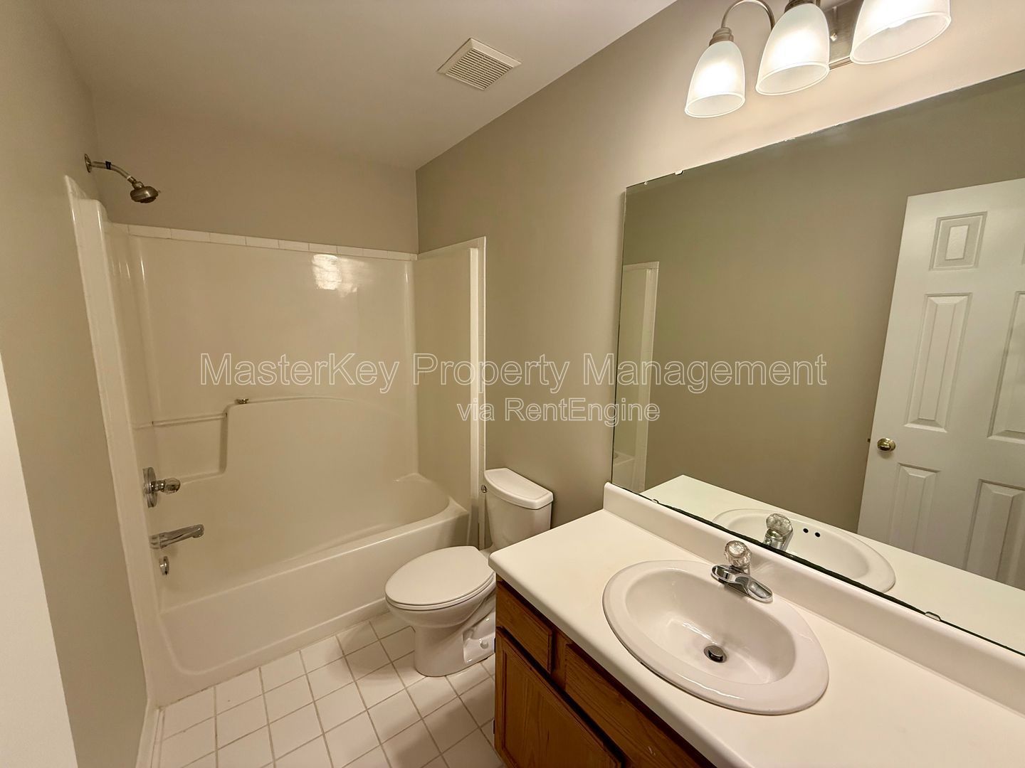 Inviting 3-Bedroom, 2.5 Bathroom Single-Family in Cary, NC property image